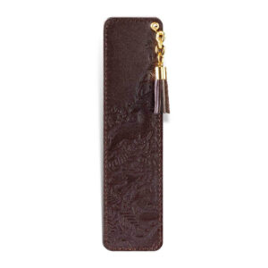 OBELEŽIVAČ ZA KNJIGE 3 Elegantna tamno braon kožna oznaka za knjige sa zlatnim detaljima na vrhu