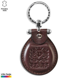 Smeđi kožni privezak sa graviranim logom Princ Leather