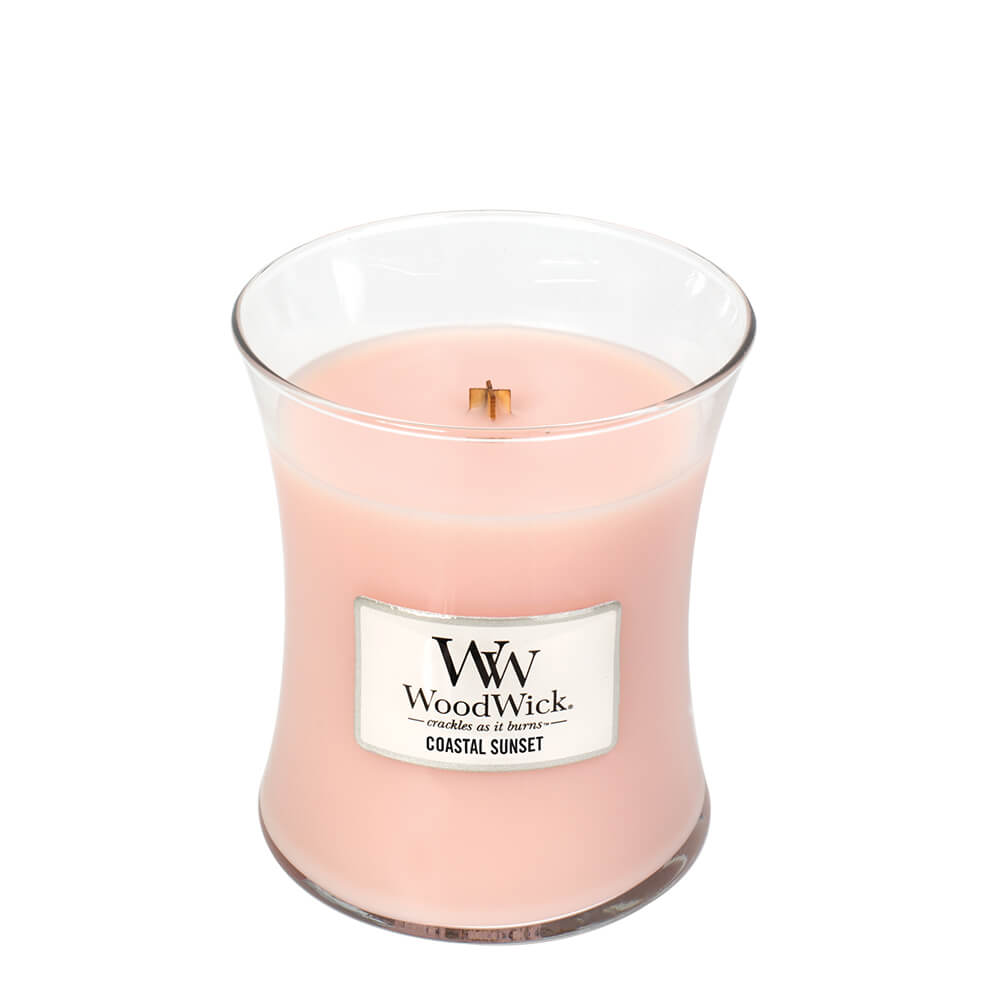 SMALL COASTAL SUNSET Sveća Woodwick Coastal Sunset u staklenoj posudi sa drvenim fitiljem.